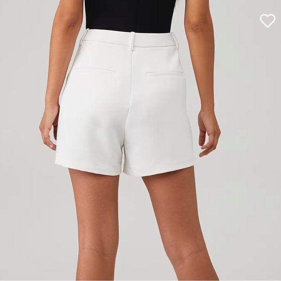 NWT GOOD AMERICAN
LUXE SUITING TROUSER SHORT - Picture 4 of 16